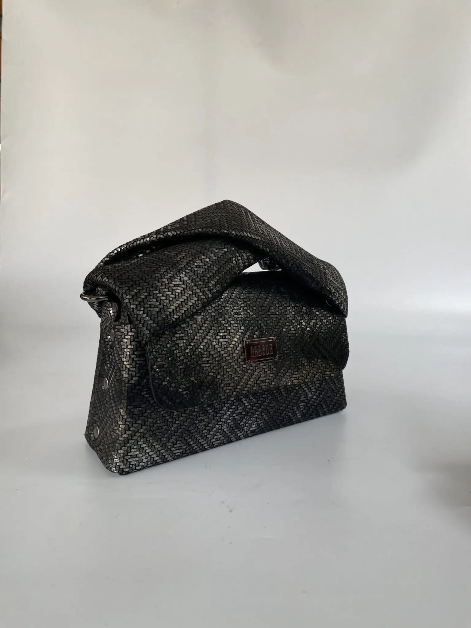 Moby Distressed Black & Silver Woven Print