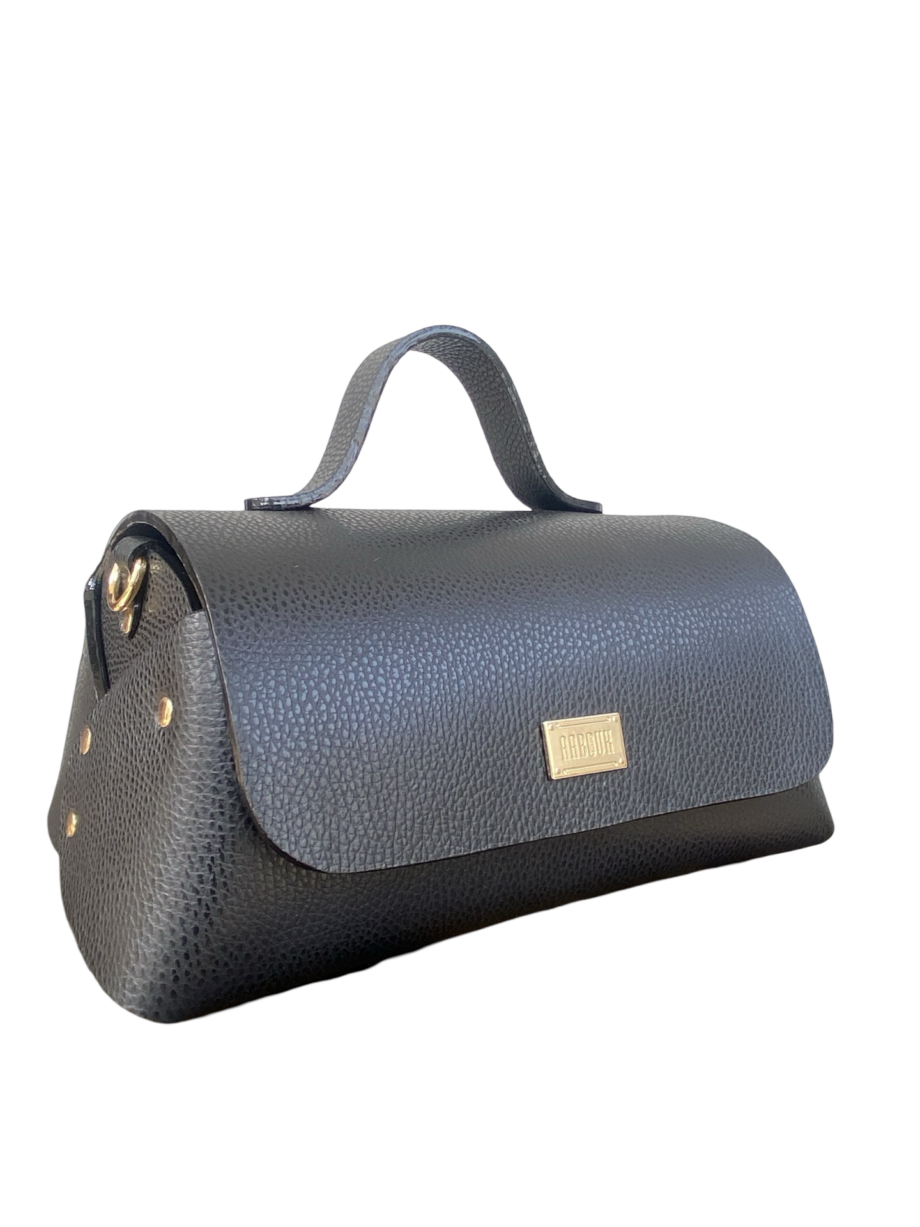 Mila Black Pebble Grain