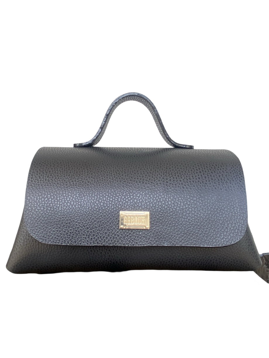 Mila Black Pebble Grain