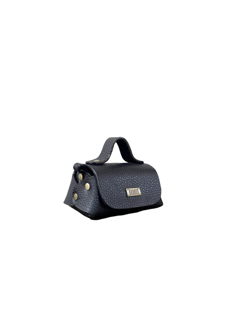 Kach Black Pebble Grain