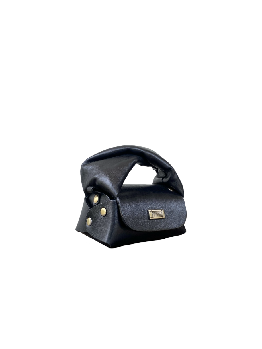 Lily Black Smooth Grain