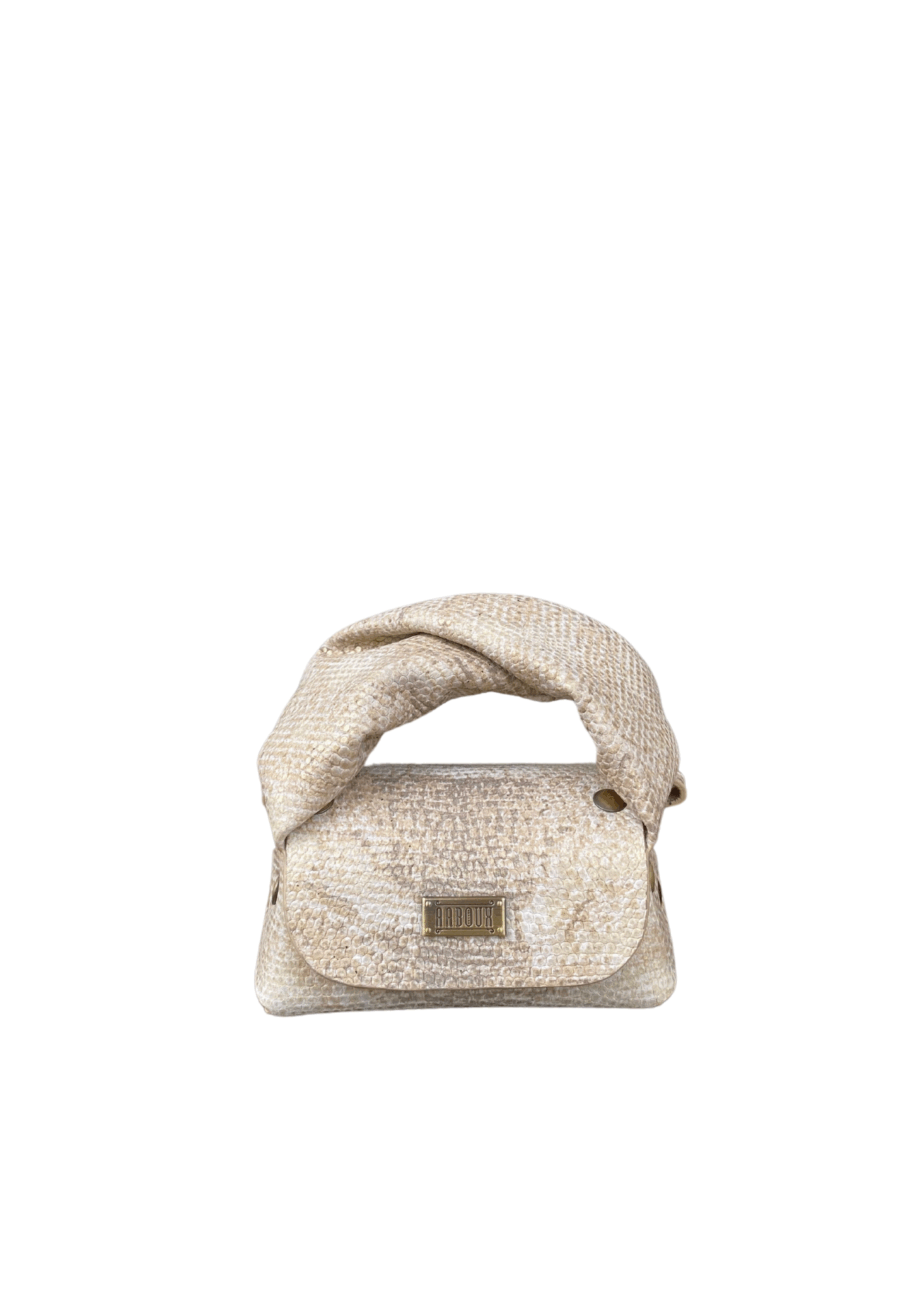 Lily Cream Lizard