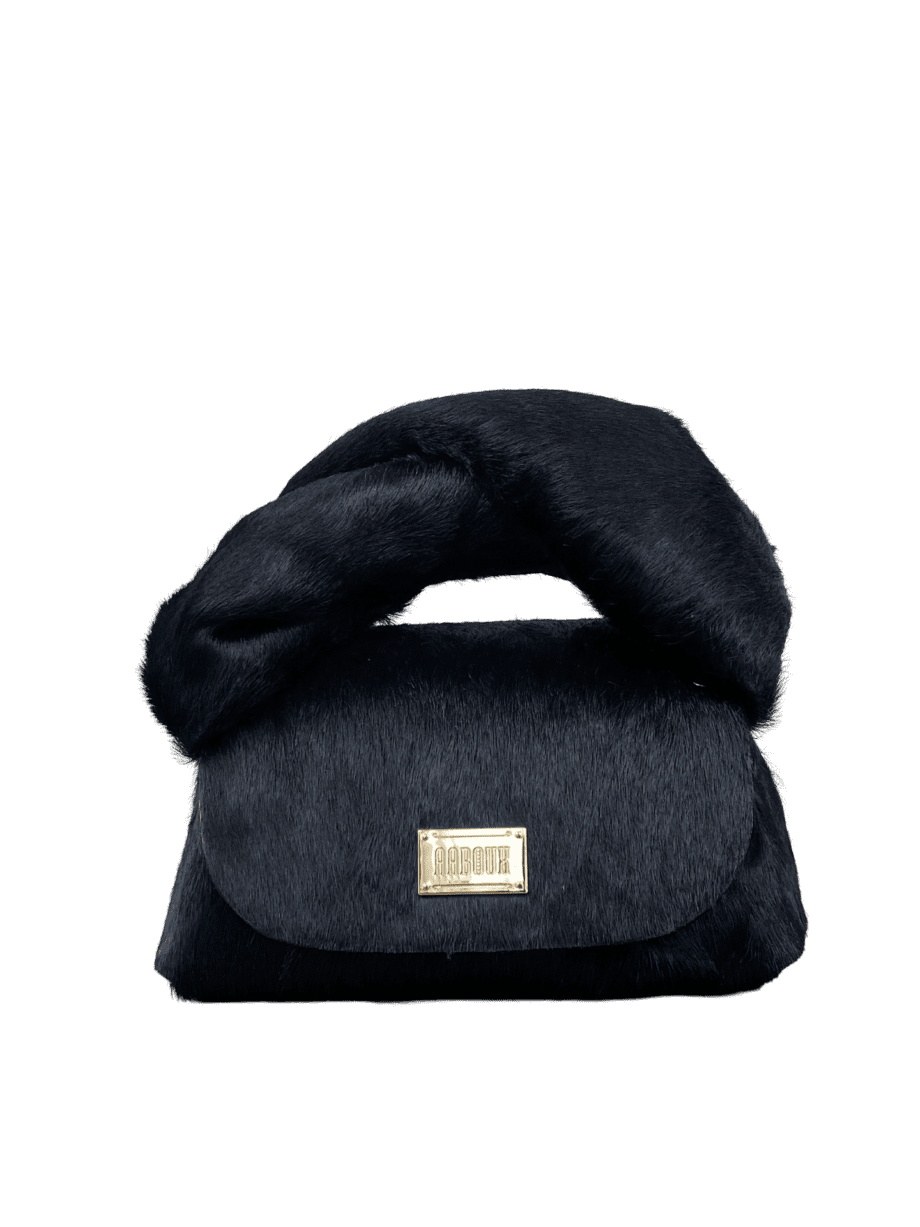 Nury Black Pony