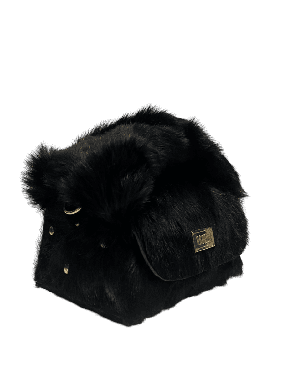 Nury Black Pony