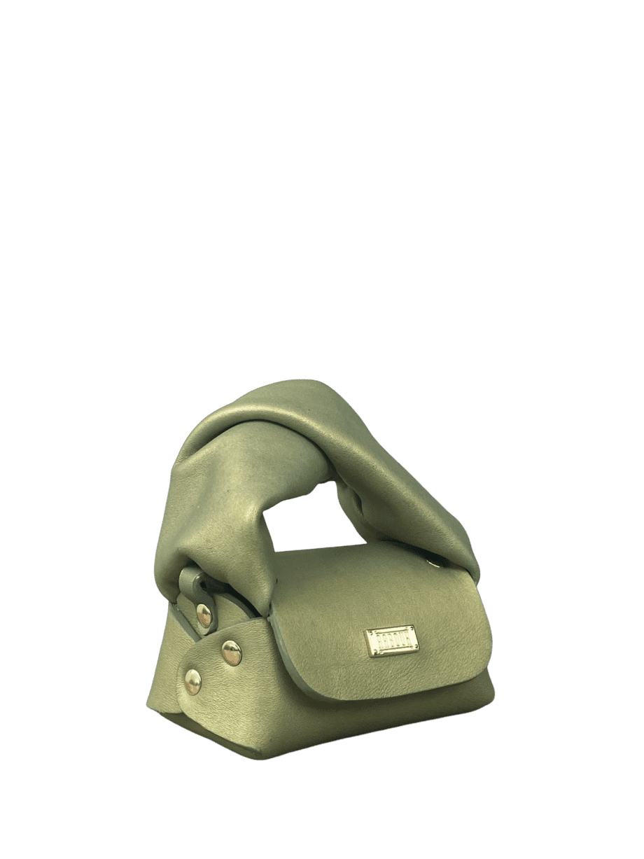 Lily Olive Nappa