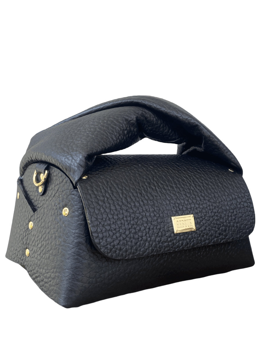 Nyla Black Giant Pebble Grain