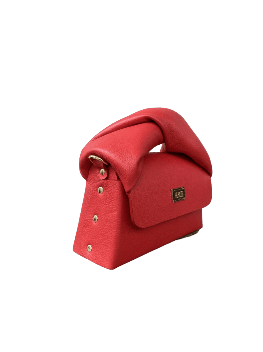 Moby Red Pebble Grain