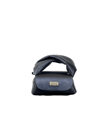 Lily Black Smooth Grain