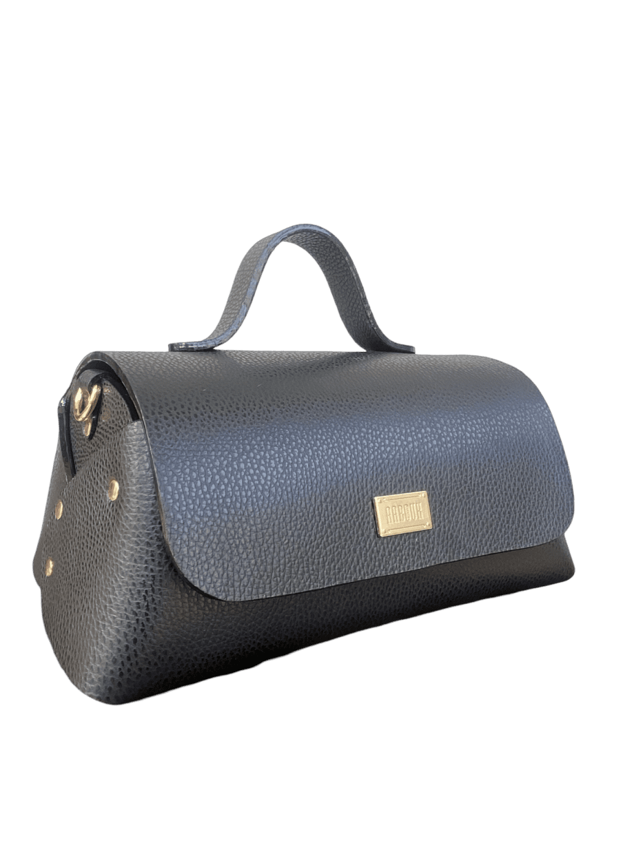 Mila Black Pebble Grain