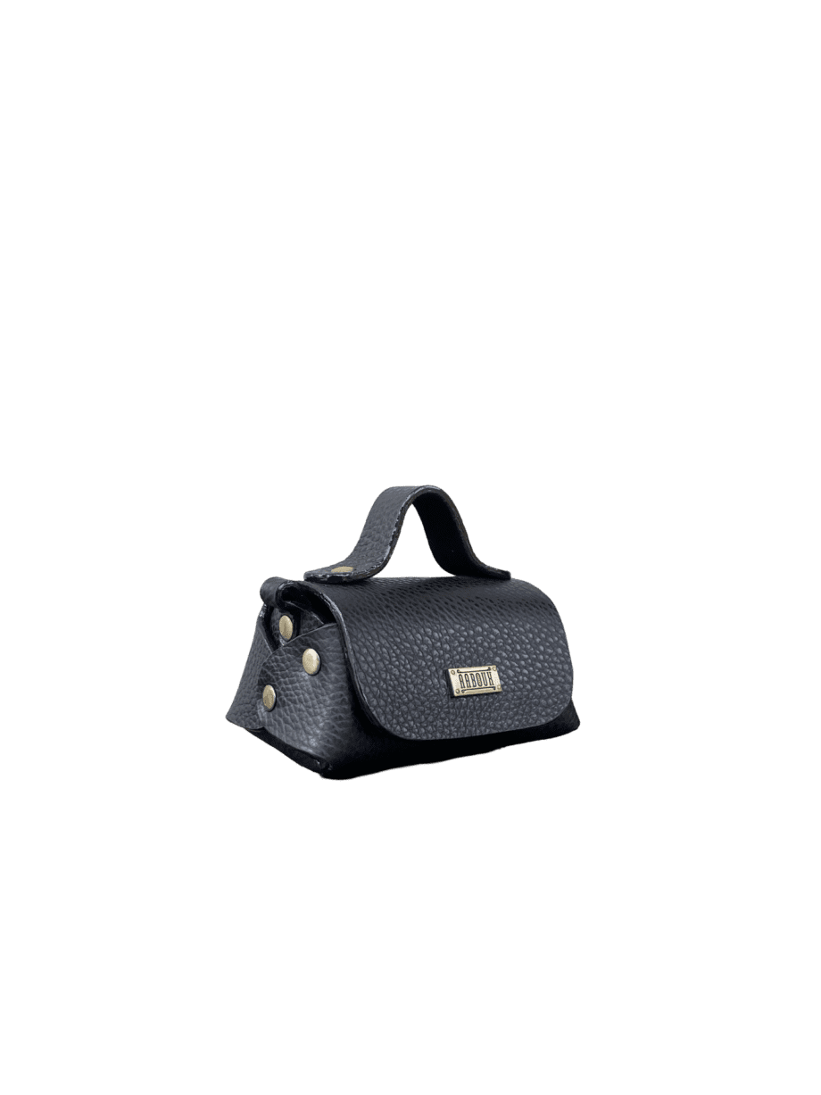 Kach Black Pebble Grain